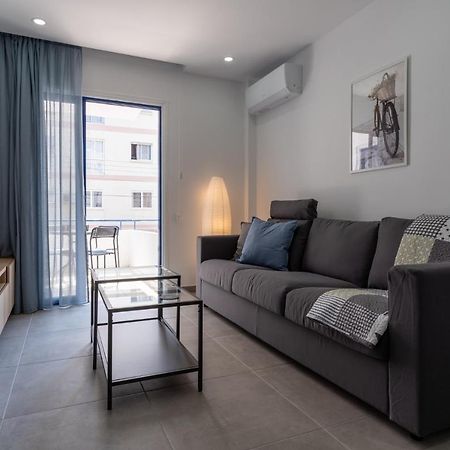 Odyssey - Captivating 2-Bedroom Retreat In Larnaca Zewnętrze zdjęcie