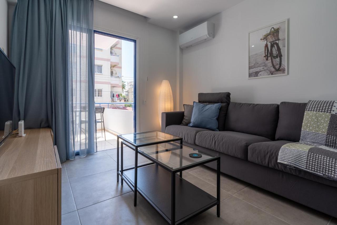 Odyssey - Captivating 2-Bedroom Retreat In Larnaca Zewnętrze zdjęcie